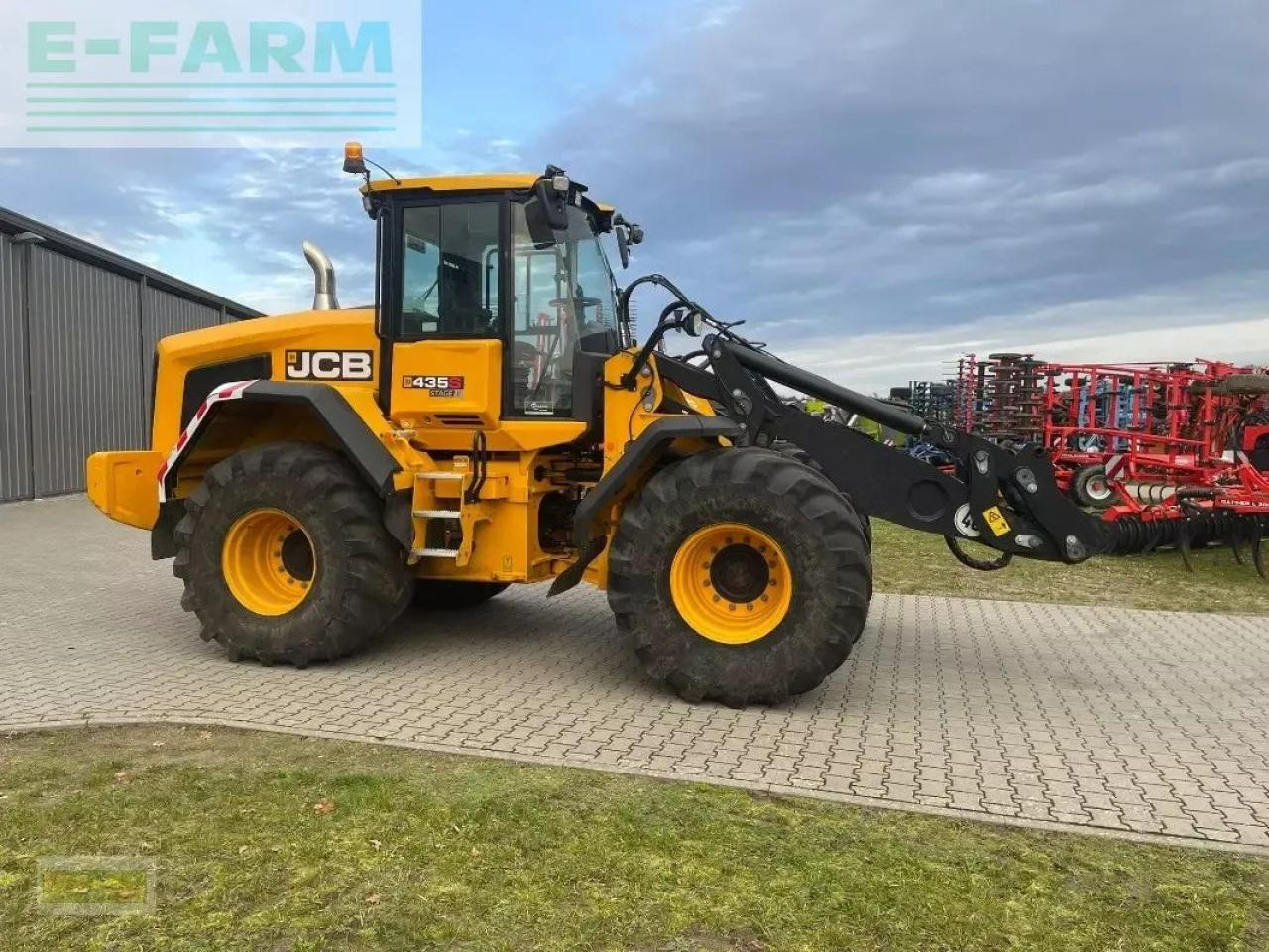 JCB 435s s5 - Minikuormaaja: kuva JCB 435s s5 - Minikuormaaja JCB 435s s5 - Minikuormaaja: kuva JCB 435s s5 - Minikuormaaja