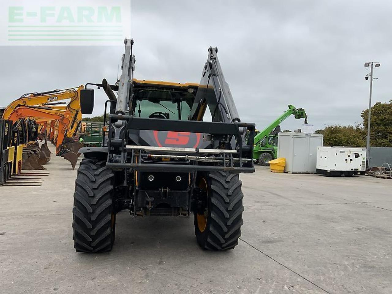 JCB fastrac 4220 tractor (st24631) - Traktori: kuva JCB fastrac 4220 tractor (st24631) - Traktori JCB fastrac 4220 tractor (st24631) - Traktori: kuva JCB fastrac 4220 tractor (st24631) - Traktori