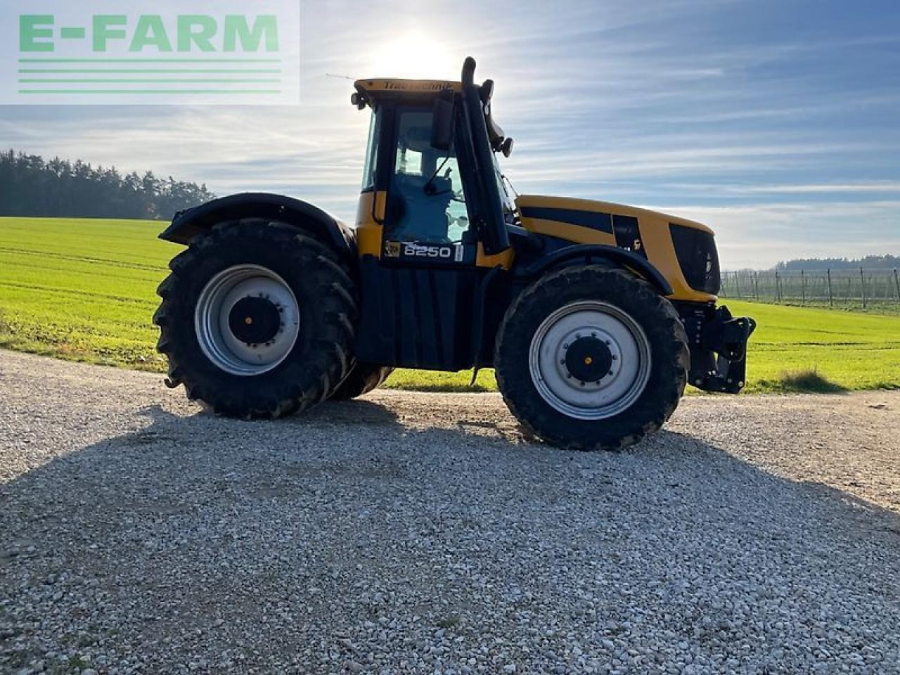 JCB fastrac 8250 - Traktori: kuva JCB fastrac 8250 - Traktori JCB fastrac 8250 - Traktori: kuva JCB fastrac 8250 - Traktori