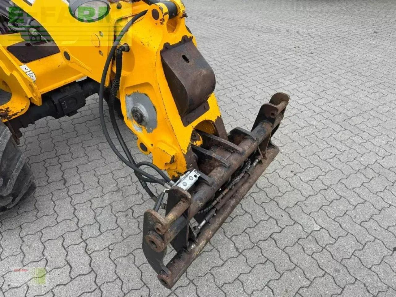 JCB tm 220 agri tele - Minikuormaaja: kuva JCB tm 220 agri tele - Minikuormaaja JCB tm 220 agri tele - Minikuormaaja: kuva JCB tm 220 agri tele - Minikuormaaja