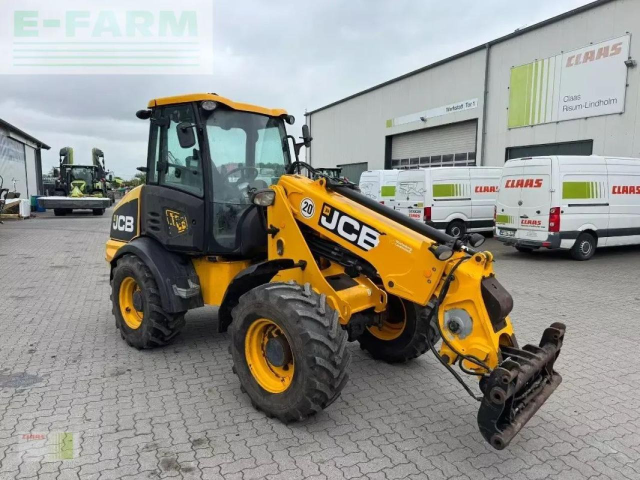 JCB tm 220 agri tele - Minikuormaaja: kuva JCB tm 220 agri tele - Minikuormaaja JCB tm 220 agri tele - Minikuormaaja: kuva JCB tm 220 agri tele - Minikuormaaja