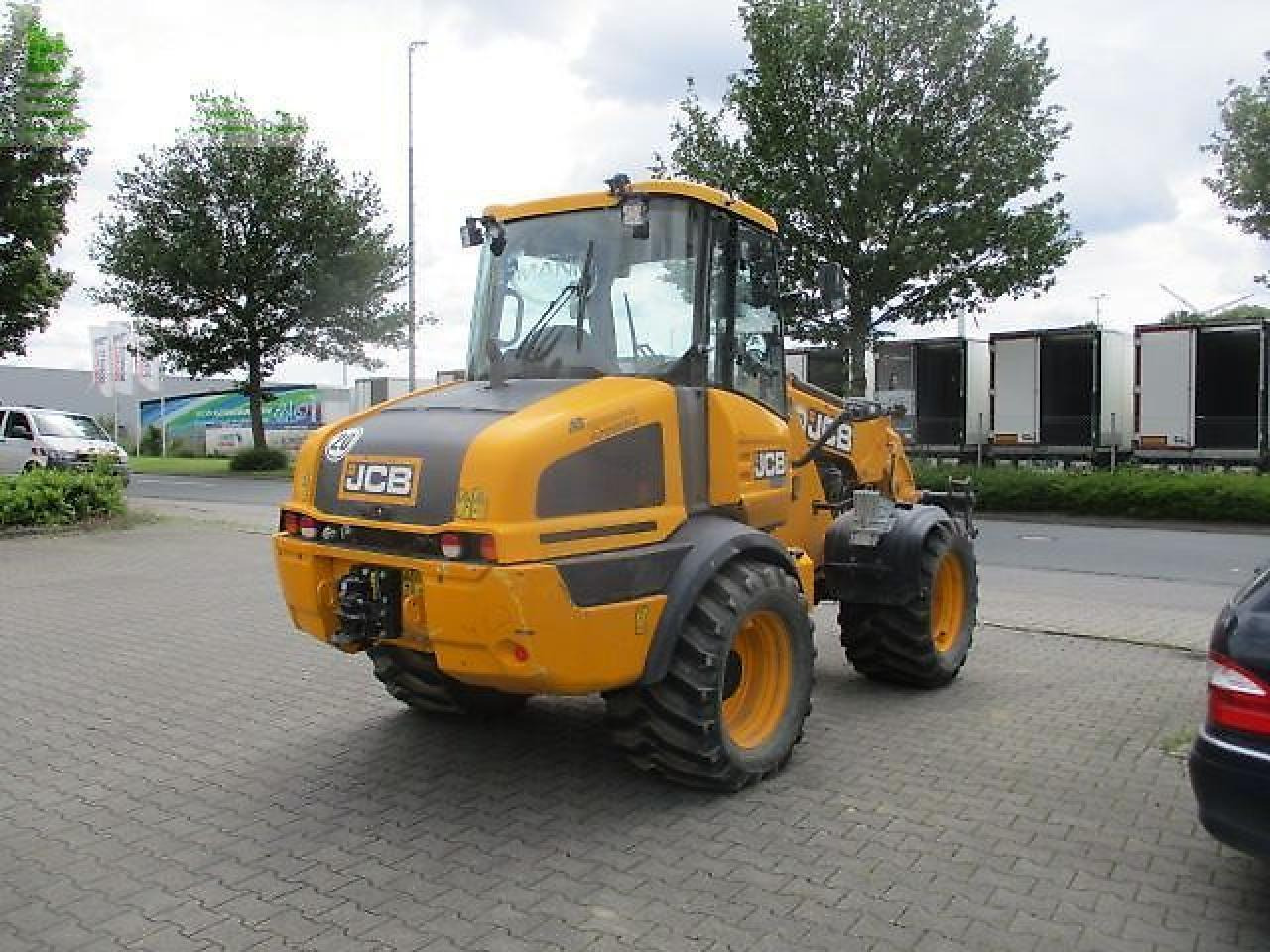 JCB tm 220 teleskopradlader - Pyöräkuormaaja: kuva JCB tm 220 teleskopradlader - Pyöräkuormaaja JCB tm 220 teleskopradlader - Pyöräkuormaaja: kuva JCB tm 220 teleskopradlader - Pyöräkuormaaja