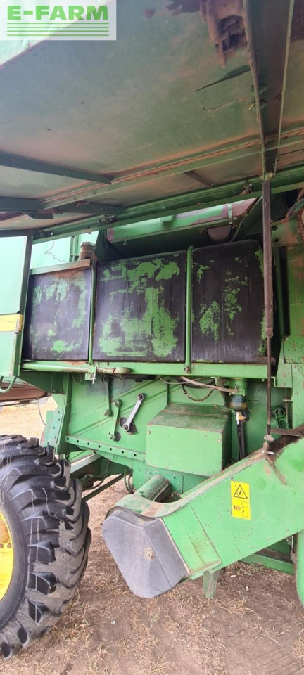 Leikkuupuimuri John Deere 2266: kuva Leikkuupuimuri John Deere 2266