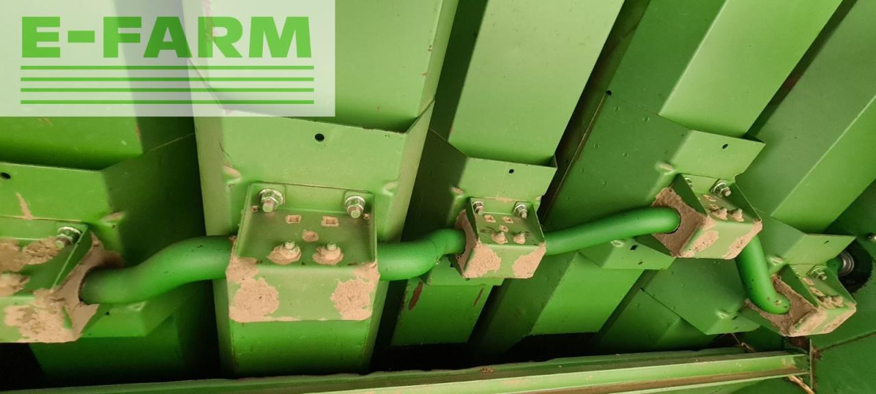 Leikkuupuimuri John Deere 2266: kuva Leikkuupuimuri John Deere 2266