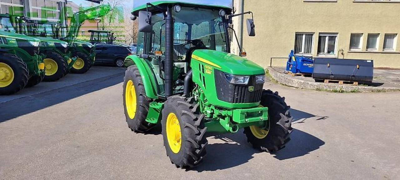 John Deere 5058e - Traktori: kuva John Deere 5058e - Traktori John Deere 5058e - Traktori: kuva John Deere 5058e - Traktori