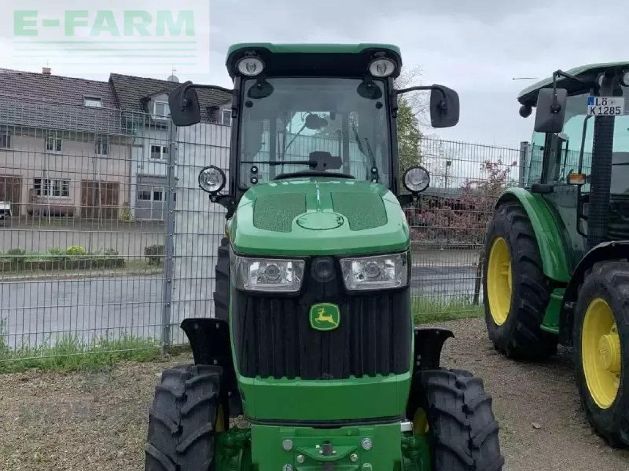 John Deere 5090 gv - Traktori: kuva John Deere 5090 gv - Traktori John Deere 5090 gv - Traktori: kuva John Deere 5090 gv - Traktori