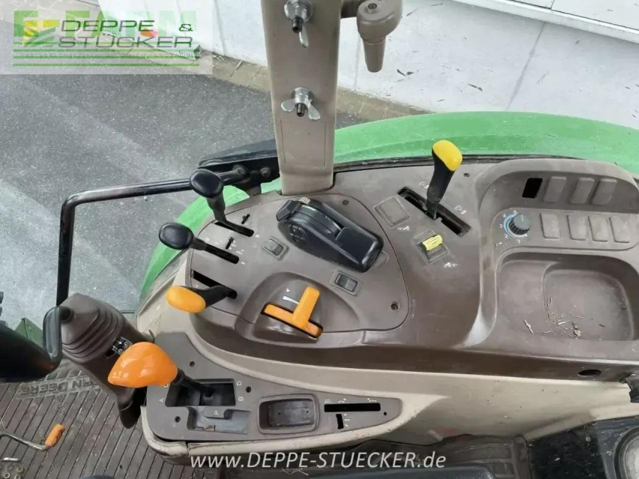 John Deere 5720 - Traktori: kuva John Deere 5720 - Traktori John Deere 5720 - Traktori: kuva John Deere 5720 - Traktori