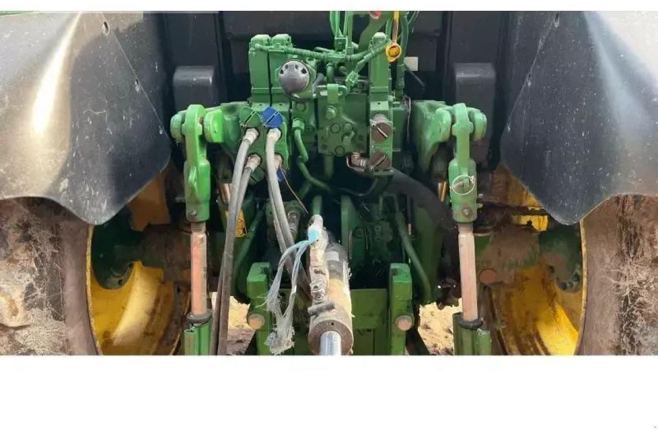 John Deere 6110m - Traktori: kuva John Deere 6110m - Traktori John Deere 6110m - Traktori: kuva John Deere 6110m - Traktori