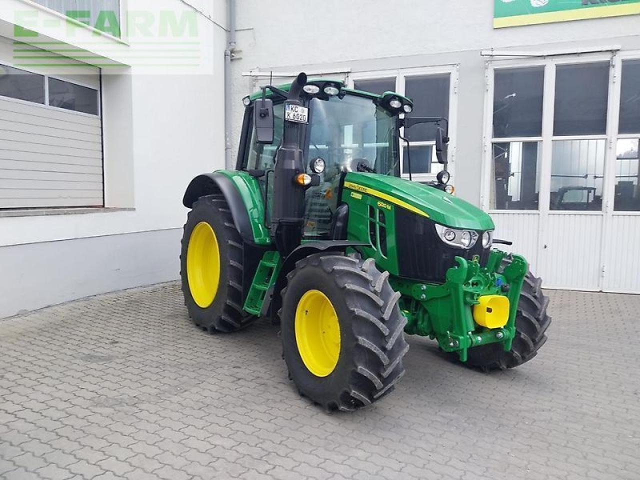 John Deere 6120m - Traktori: kuva John Deere 6120m - Traktori John Deere 6120m - Traktori: kuva John Deere 6120m - Traktori