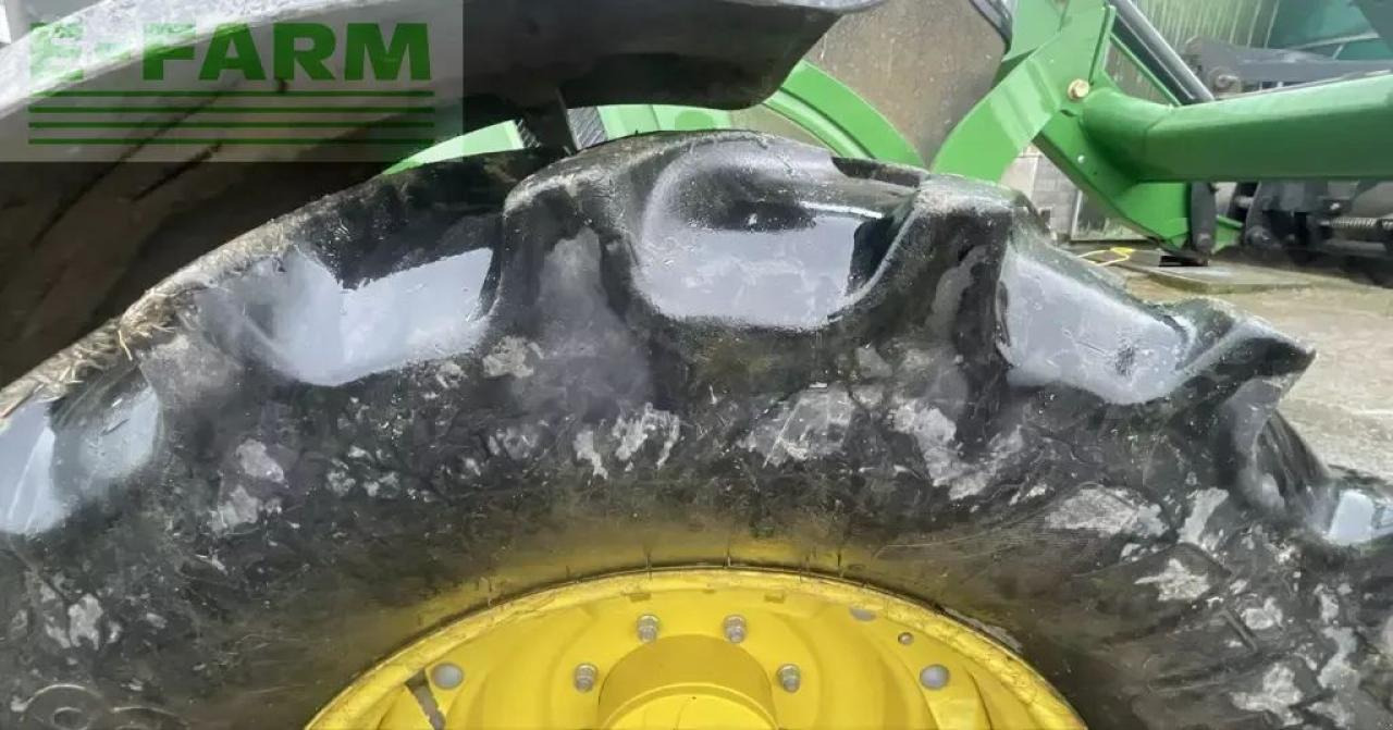 Traktori John Deere 6120m: kuva Traktori John Deere 6120m