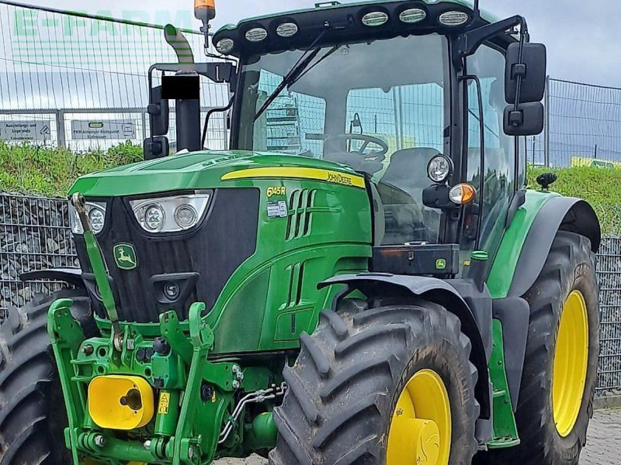 John Deere 6145r - Traktori: kuva John Deere 6145r - Traktori John Deere 6145r - Traktori: kuva John Deere 6145r - Traktori