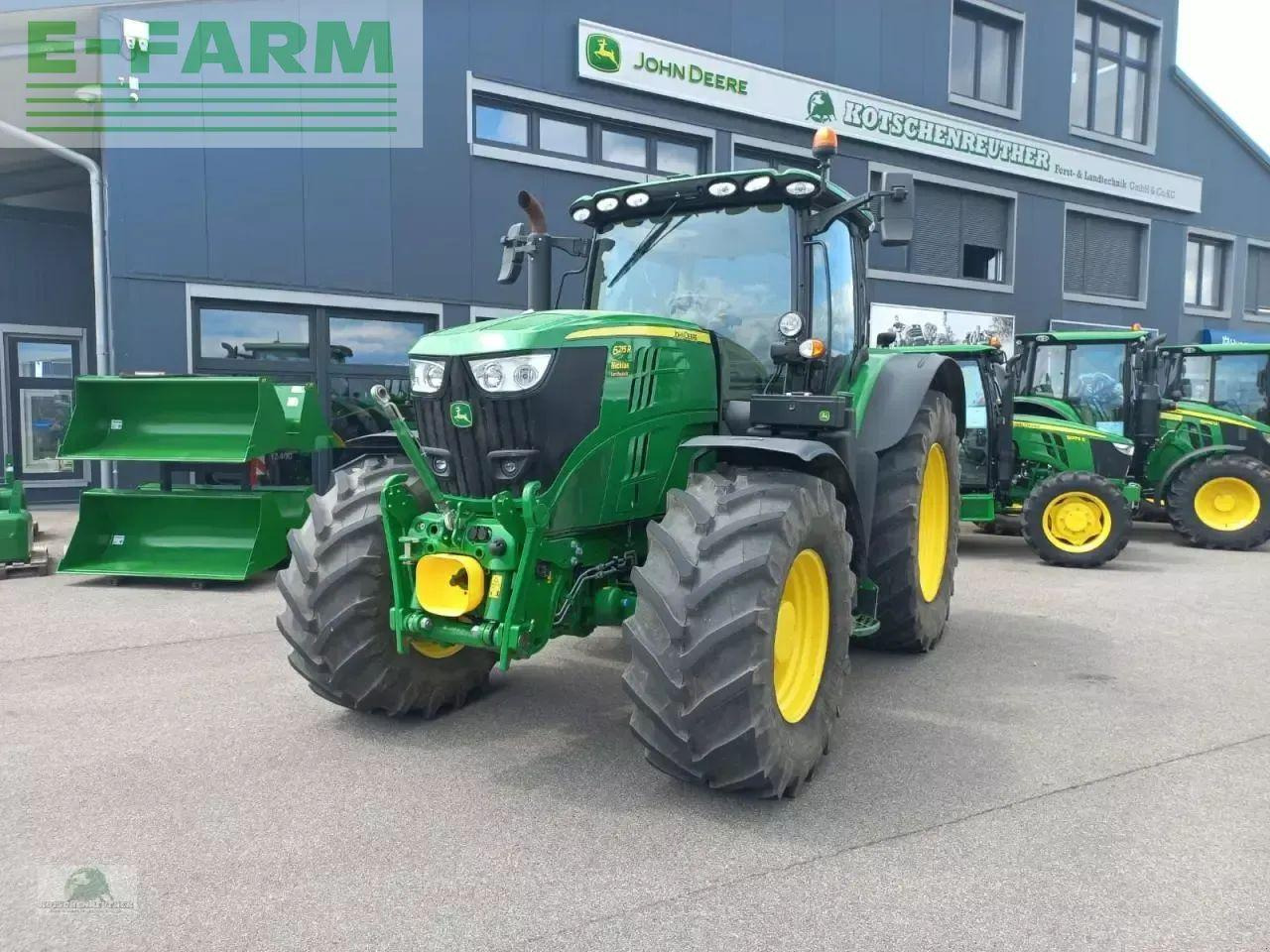John Deere 6215r - Traktori: kuva John Deere 6215r - Traktori John Deere 6215r - Traktori: kuva John Deere 6215r - Traktori