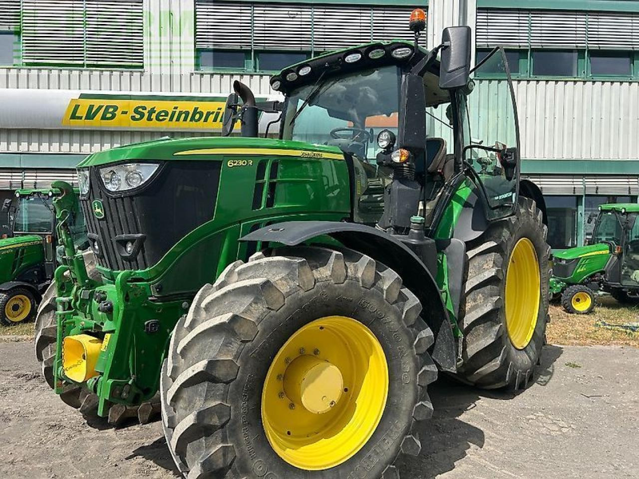 John Deere 6230r - Traktori: kuva John Deere 6230r - Traktori John Deere 6230r - Traktori: kuva John Deere 6230r - Traktori