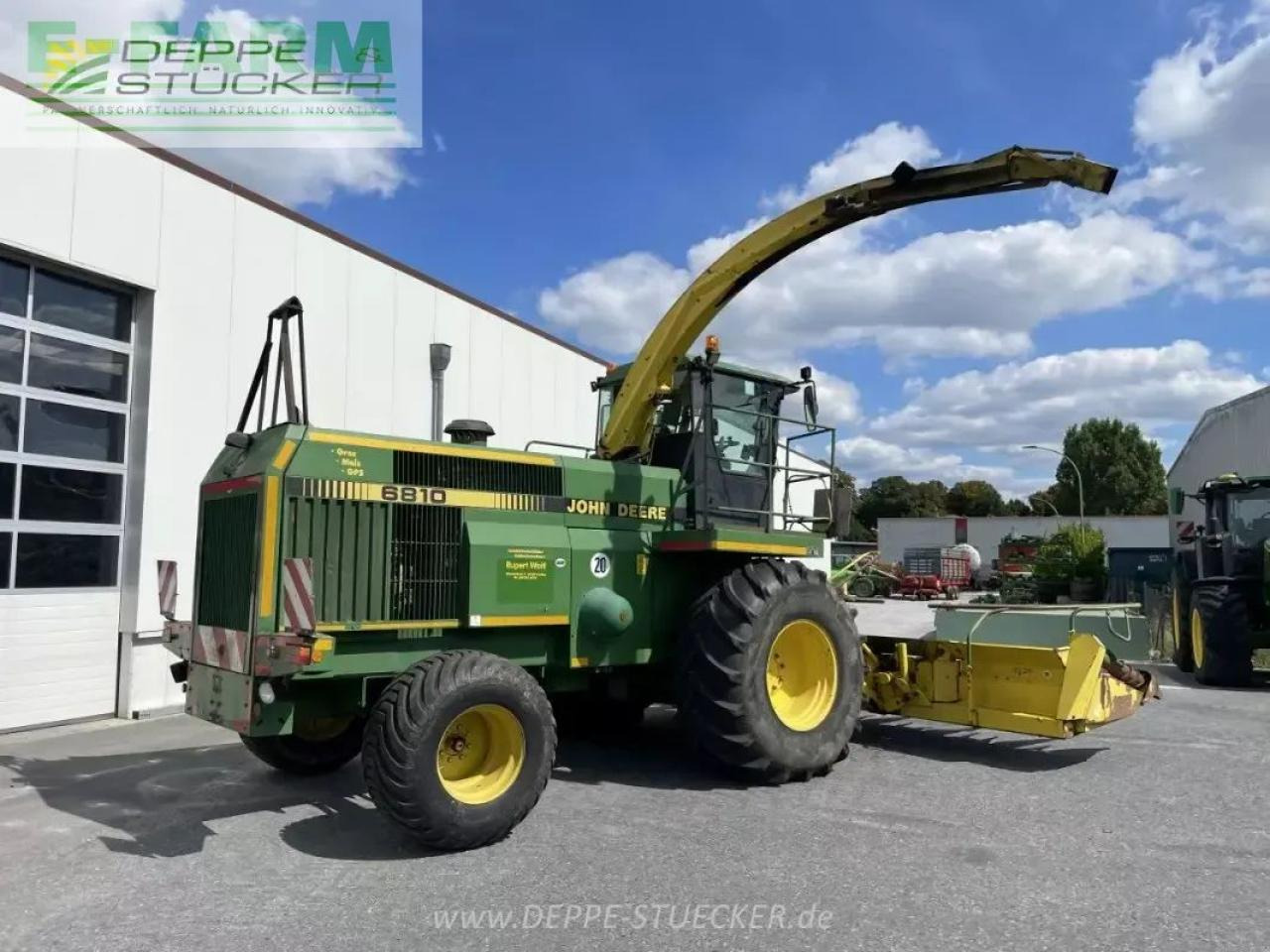 John Deere 6810 - Itsekulkeva silppuri: kuva John Deere 6810 - Itsekulkeva silppuri John Deere 6810 - Itsekulkeva silppuri: kuva John Deere 6810 - Itsekulkeva silppuri
