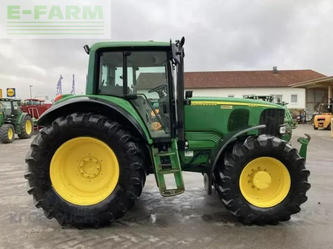 John Deere 6920 premium - Traktori: kuva John Deere 6920 premium - Traktori John Deere 6920 premium - Traktori: kuva John Deere 6920 premium - Traktori