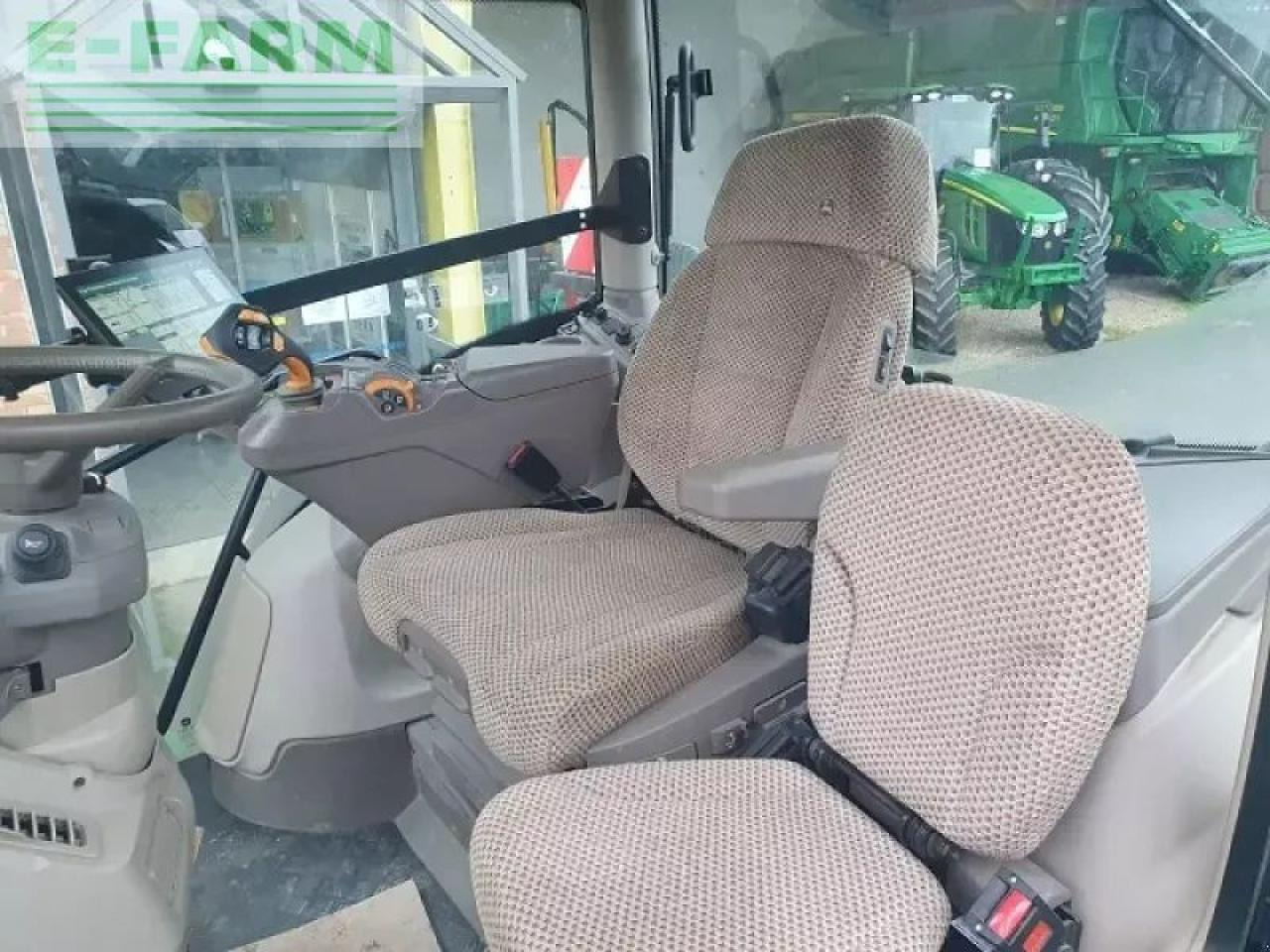 John Deere 6r 215 - Traktori: kuva John Deere 6r 215 - Traktori John Deere 6r 215 - Traktori: kuva John Deere 6r 215 - Traktori