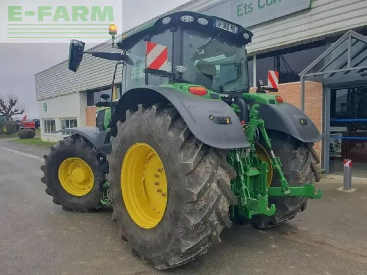 John Deere 6r 215 - Traktori: kuva John Deere 6r 215 - Traktori John Deere 6r 215 - Traktori: kuva John Deere 6r 215 - Traktori
