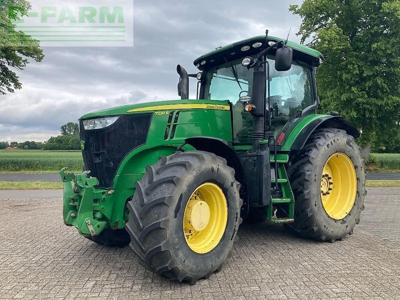 John Deere 7230r - Traktori: kuva John Deere 7230r - Traktori John Deere 7230r - Traktori: kuva John Deere 7230r - Traktori