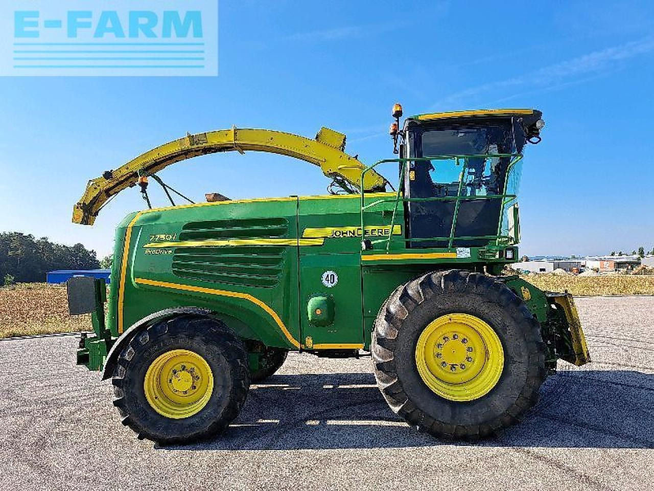 John Deere 7750 - Itsekulkeva silppuri: kuva John Deere 7750 - Itsekulkeva silppuri John Deere 7750 - Itsekulkeva silppuri: kuva John Deere 7750 - Itsekulkeva silppuri