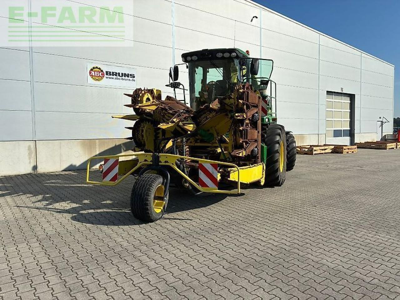 John Deere 7750 i - Itsekulkeva silppuri: kuva John Deere 7750 i - Itsekulkeva silppuri John Deere 7750 i - Itsekulkeva silppuri: kuva John Deere 7750 i - Itsekulkeva silppuri