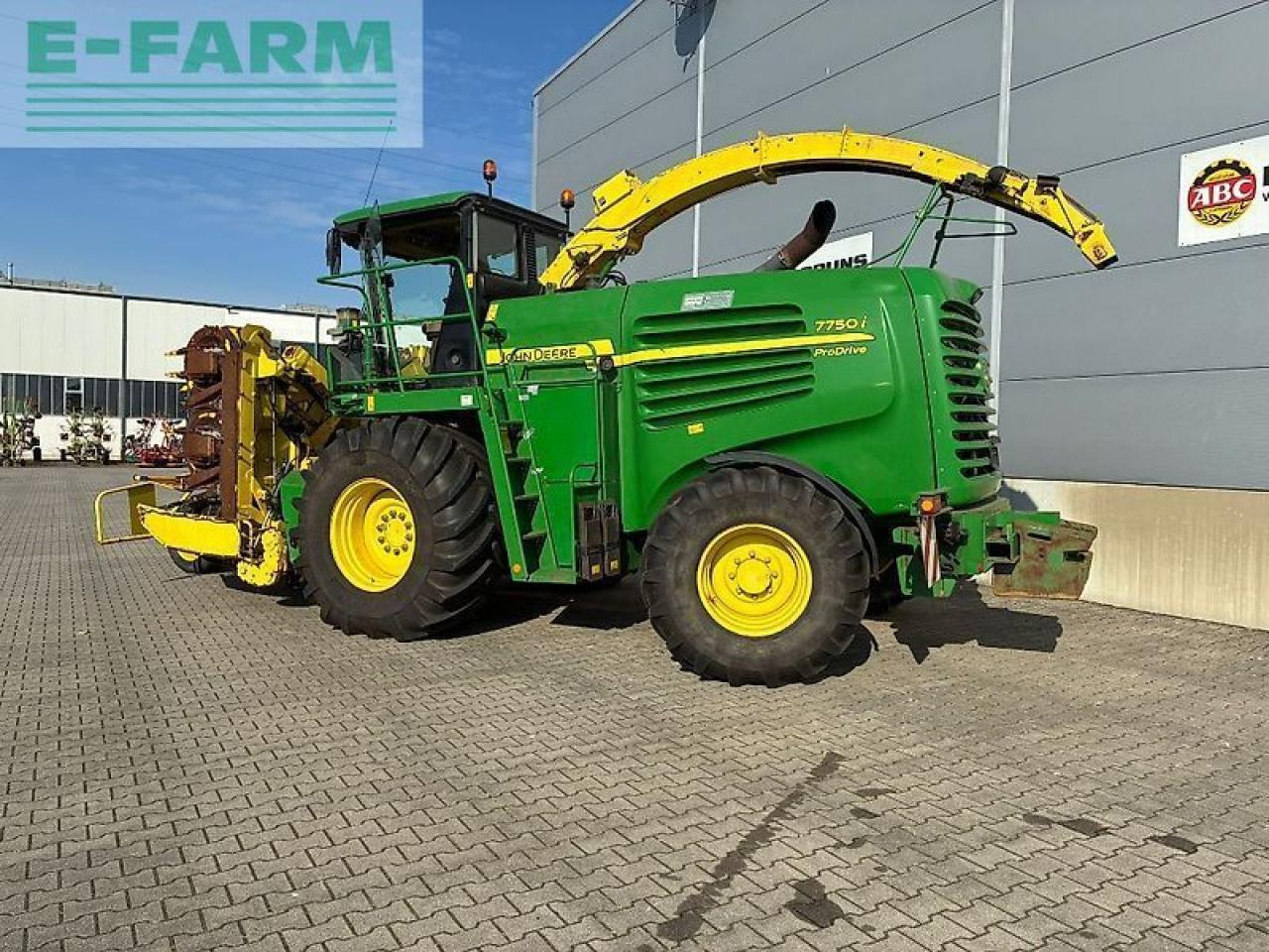 John Deere 7750 i - Itsekulkeva silppuri: kuva John Deere 7750 i - Itsekulkeva silppuri John Deere 7750 i - Itsekulkeva silppuri: kuva John Deere 7750 i - Itsekulkeva silppuri