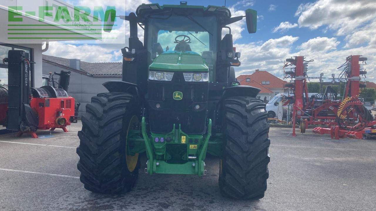 John Deere 7R 330 - Traktori: kuva John Deere 7R 330 - Traktori John Deere 7R 330 - Traktori: kuva John Deere 7R 330 - Traktori
