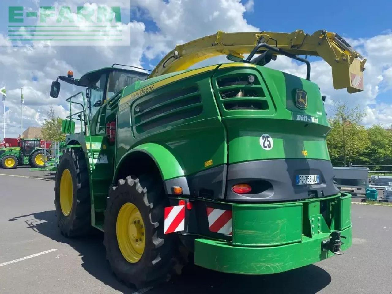John Deere 8200 - Itsekulkeva silppuri: kuva John Deere 8200 - Itsekulkeva silppuri John Deere 8200 - Itsekulkeva silppuri: kuva John Deere 8200 - Itsekulkeva silppuri