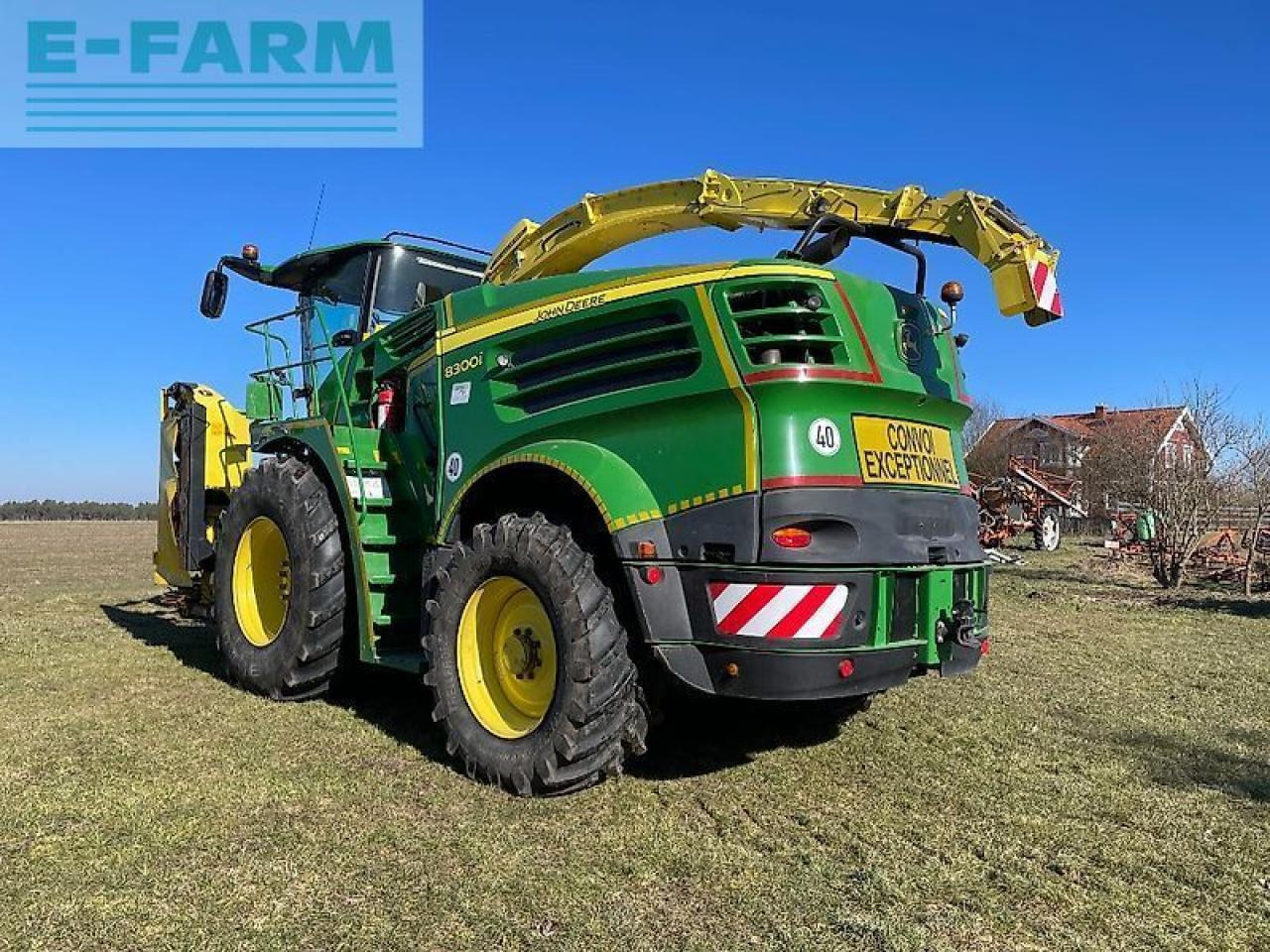 John Deere 8300 - Itsekulkeva silppuri: kuva John Deere 8300 - Itsekulkeva silppuri John Deere 8300 - Itsekulkeva silppuri: kuva John Deere 8300 - Itsekulkeva silppuri
