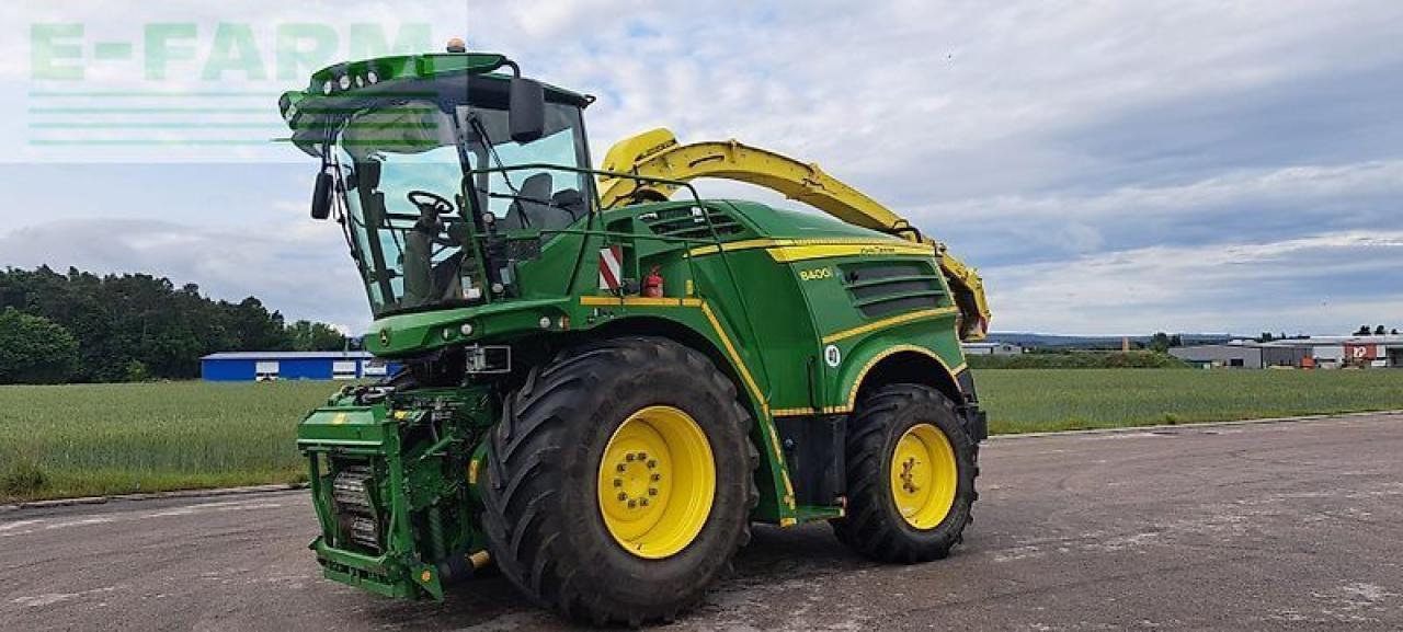 John Deere 8400 - Itsekulkeva silppuri: kuva John Deere 8400 - Itsekulkeva silppuri John Deere 8400 - Itsekulkeva silppuri: kuva John Deere 8400 - Itsekulkeva silppuri