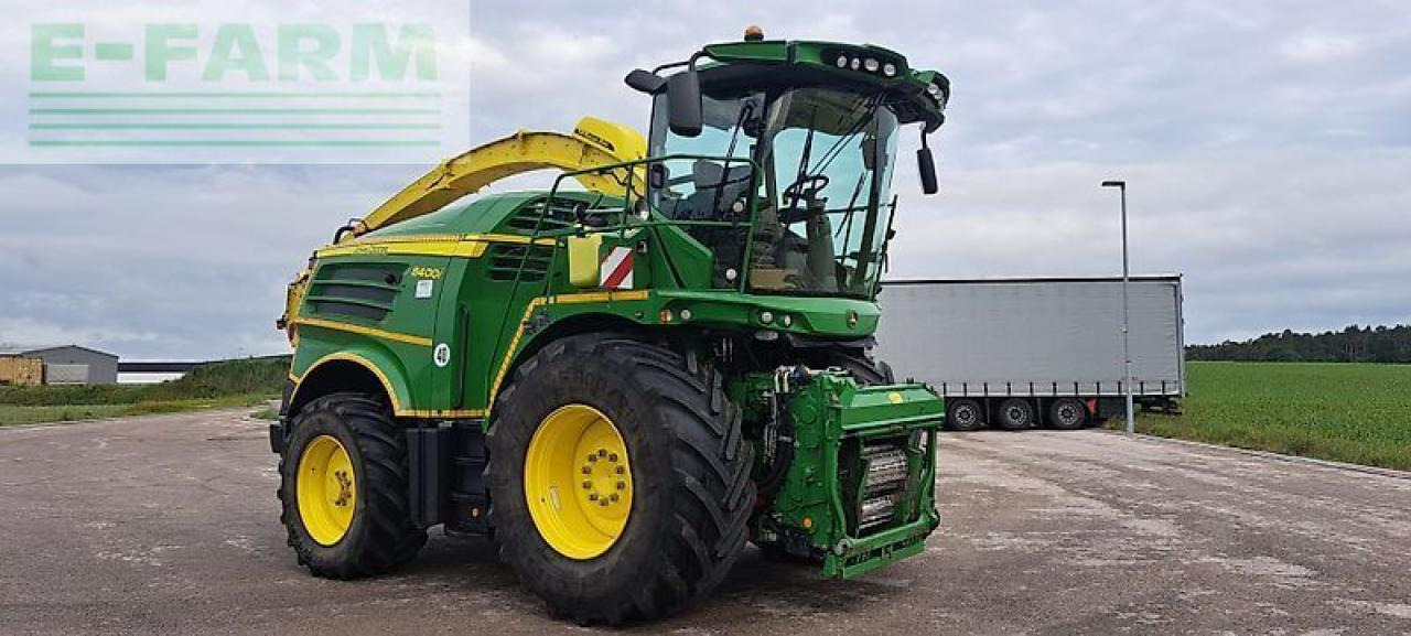 John Deere 8400 - Itsekulkeva silppuri: kuva John Deere 8400 - Itsekulkeva silppuri John Deere 8400 - Itsekulkeva silppuri: kuva John Deere 8400 - Itsekulkeva silppuri