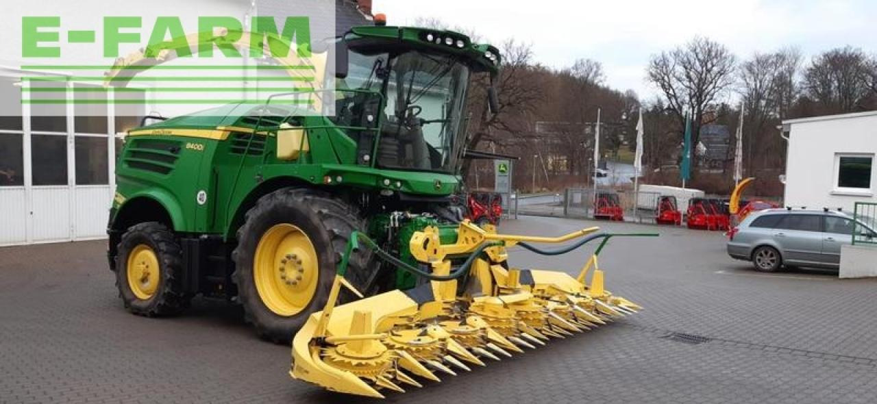 John Deere 8400i - Itsekulkeva silppuri: kuva John Deere 8400i - Itsekulkeva silppuri John Deere 8400i - Itsekulkeva silppuri: kuva John Deere 8400i - Itsekulkeva silppuri