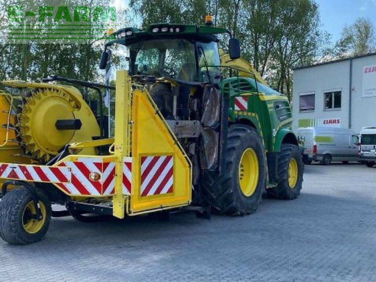 John Deere 8400i stalkbuster - Itsekulkeva silppuri: kuva John Deere 8400i stalkbuster - Itsekulkeva silppuri John Deere 8400i stalkbuster - Itsekulkeva silppuri: kuva John Deere 8400i stalkbuster - Itsekulkeva silppuri