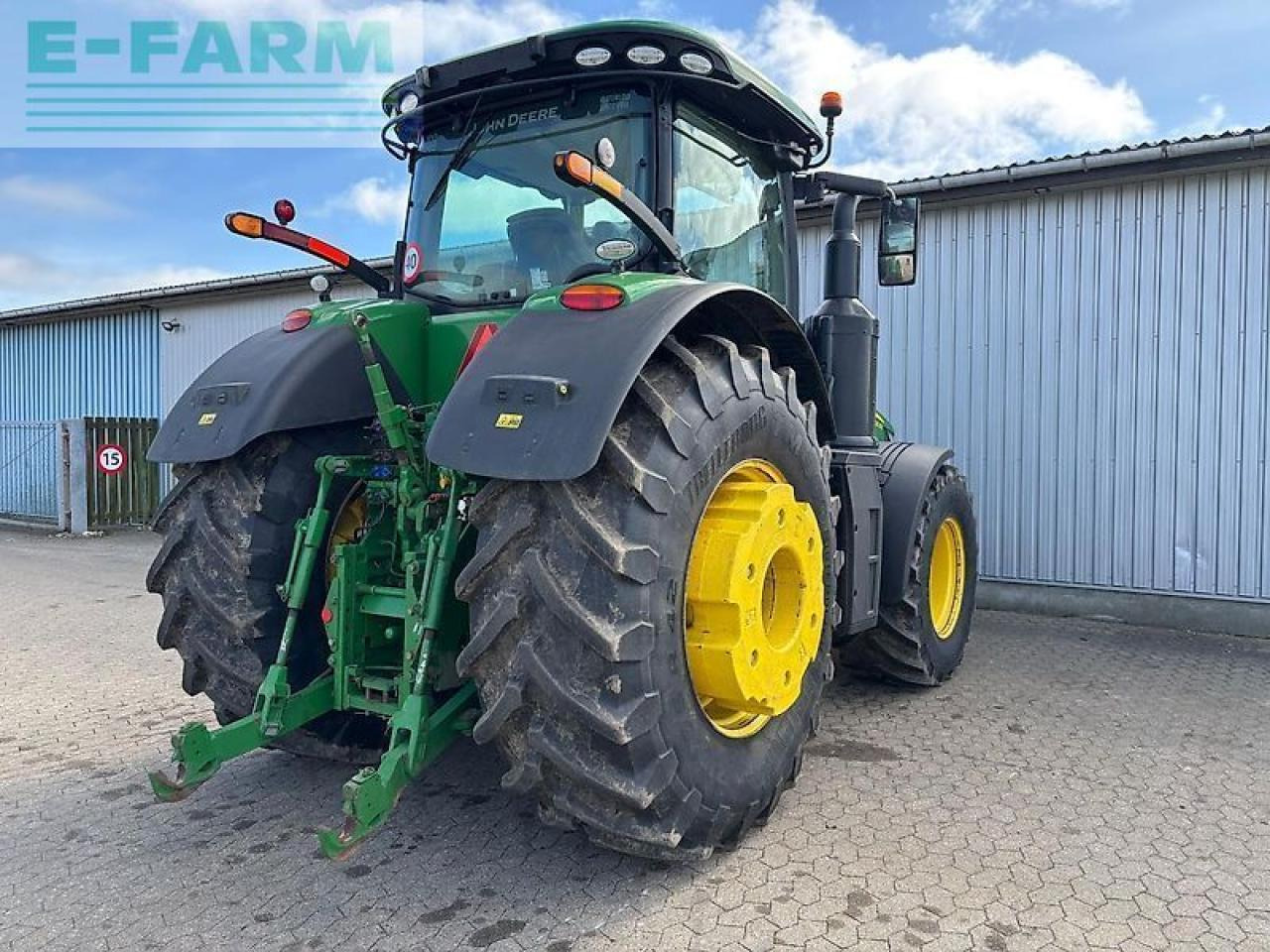 Traktori John Deere 8400r: kuva Traktori John Deere 8400r