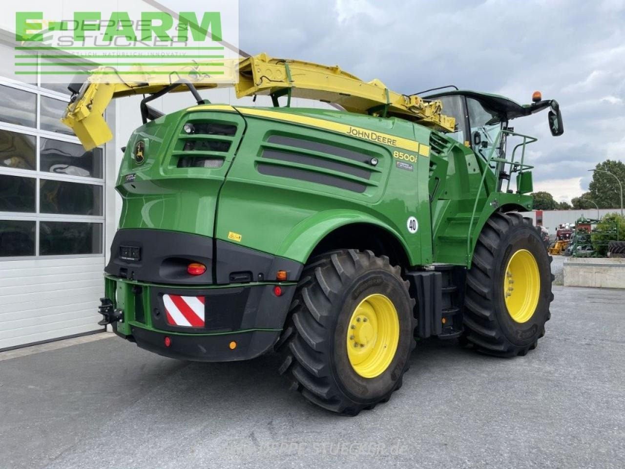 John Deere 8500i - Itsekulkeva silppuri: kuva John Deere 8500i - Itsekulkeva silppuri John Deere 8500i - Itsekulkeva silppuri: kuva John Deere 8500i - Itsekulkeva silppuri