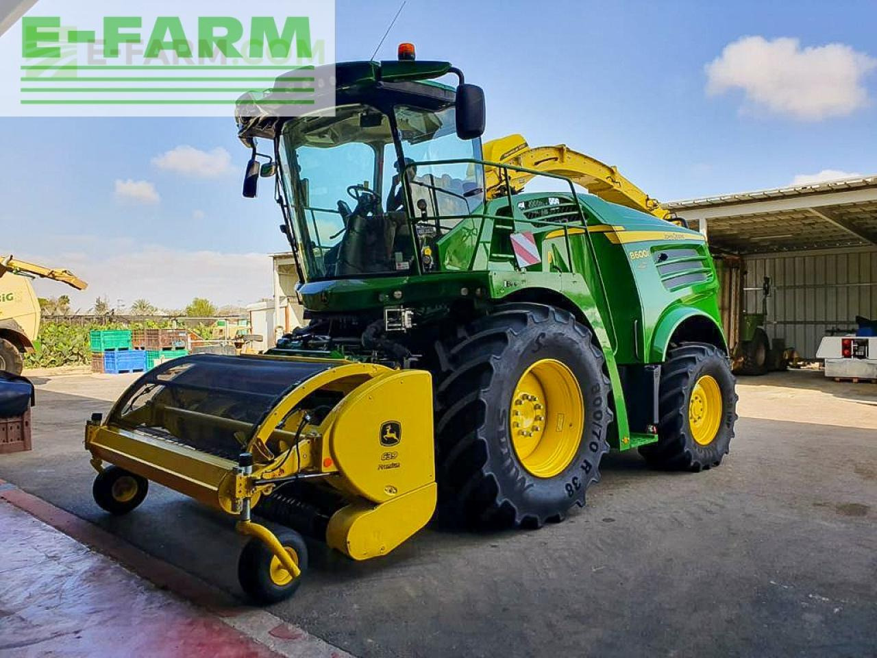 John Deere 8600I - Itsekulkeva silppuri: kuva John Deere 8600I - Itsekulkeva silppuri John Deere 8600I - Itsekulkeva silppuri: kuva John Deere 8600I - Itsekulkeva silppuri