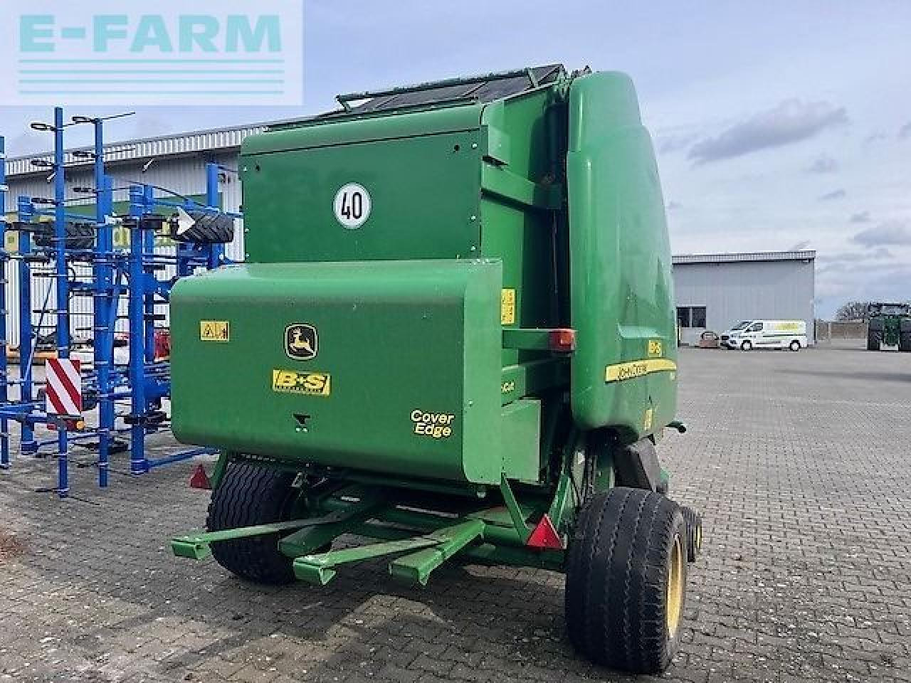 John Deere 864 - Kanttipaalain: kuva John Deere 864 - Kanttipaalain John Deere 864 - Kanttipaalain: kuva John Deere 864 - Kanttipaalain