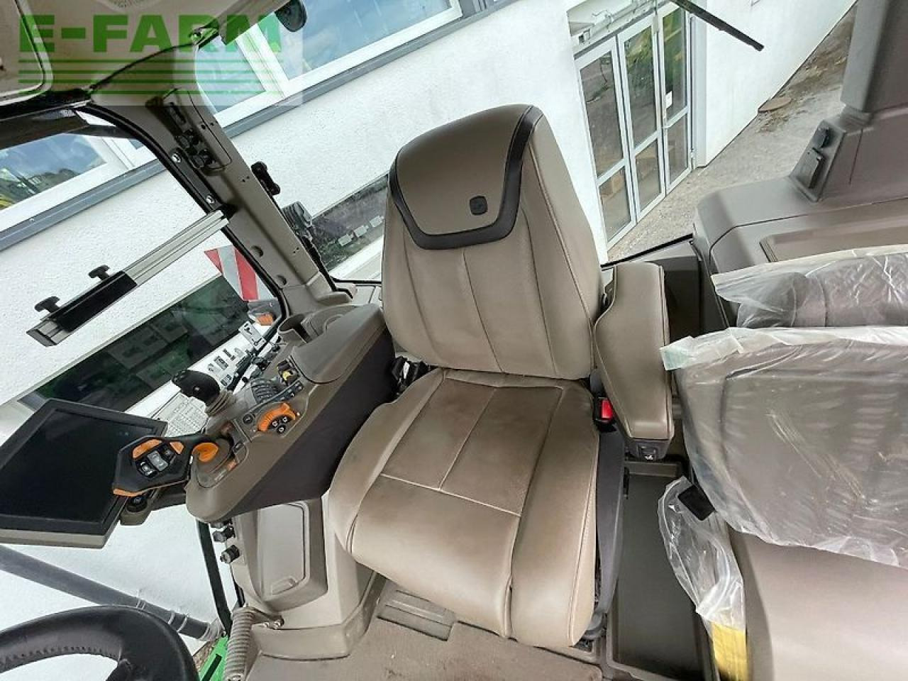 Traktori John Deere 8rx370: kuva Traktori John Deere 8rx370 Traktori John Deere 8rx370: kuva Traktori John Deere 8rx370