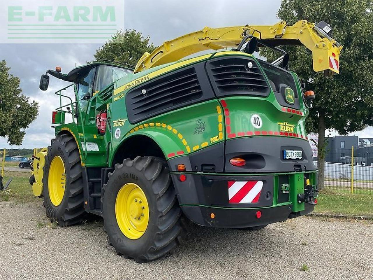 John Deere 9800i (my2022) - Itsekulkeva silppuri: kuva John Deere 9800i (my2022) - Itsekulkeva silppuri John Deere 9800i (my2022) - Itsekulkeva silppuri: kuva John Deere 9800i (my2022) - Itsekulkeva silppuri