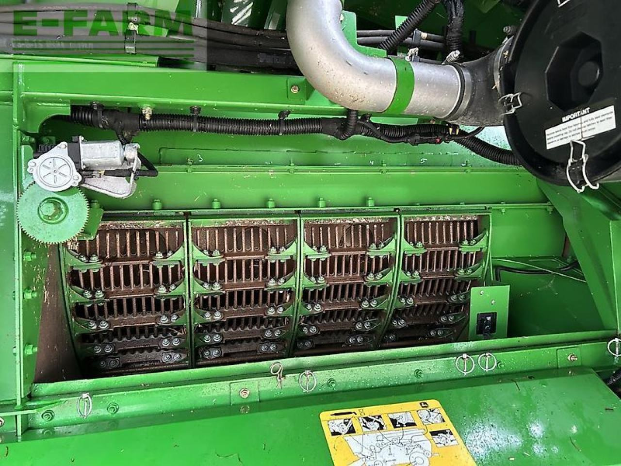 John Deere s690 - Leikkuupuimuri: kuva John Deere s690 - Leikkuupuimuri John Deere s690 - Leikkuupuimuri: kuva John Deere s690 - Leikkuupuimuri