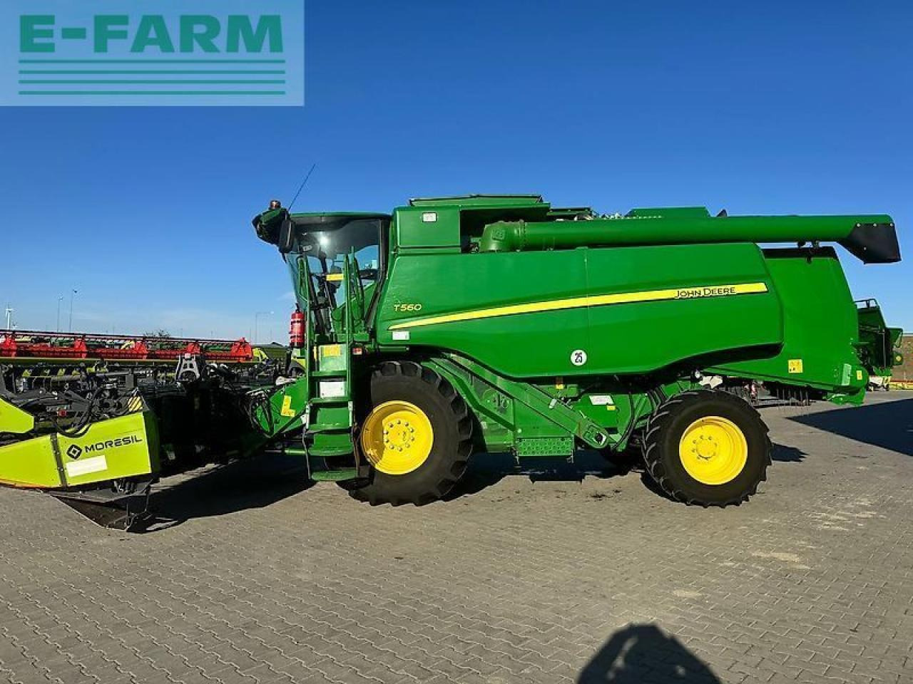 John Deere t560 - Leikkuupuimuri: kuva John Deere t560 - Leikkuupuimuri John Deere t560 - Leikkuupuimuri: kuva John Deere t560 - Leikkuupuimuri