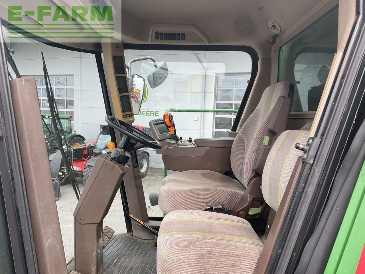 John Deere t560hm - Leikkuupuimuri: kuva John Deere t560hm - Leikkuupuimuri John Deere t560hm - Leikkuupuimuri: kuva John Deere t560hm - Leikkuupuimuri