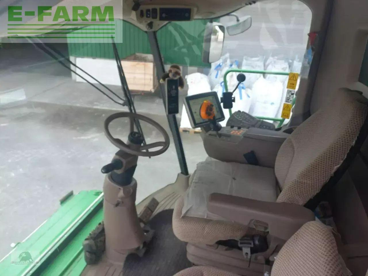 Leikkuupuimuri John Deere t670 hm: kuva Leikkuupuimuri John Deere t670 hm Leikkuupuimuri John Deere t670 hm: kuva Leikkuupuimuri John Deere t670 hm