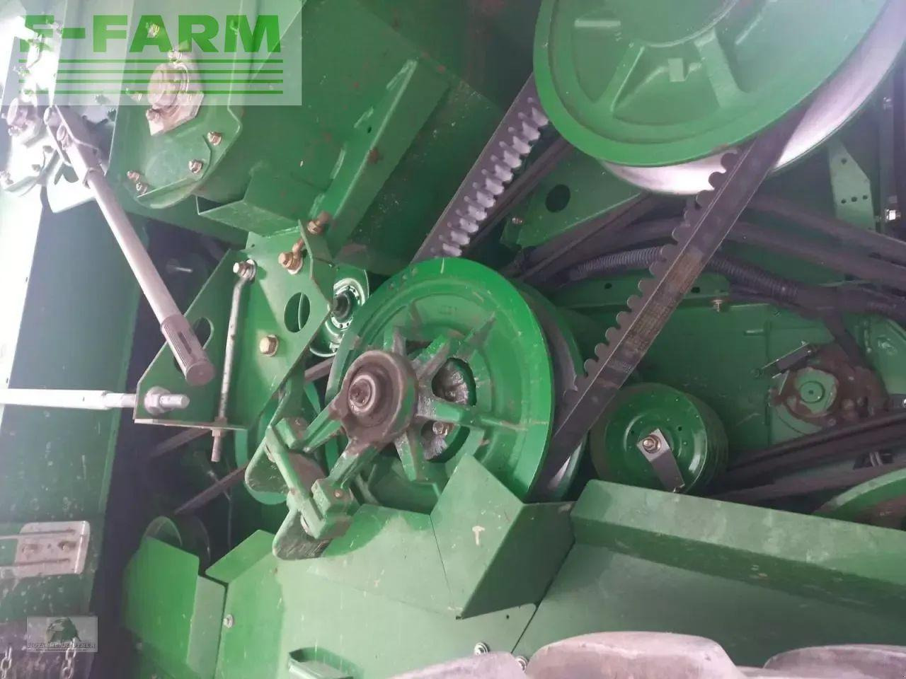 Leikkuupuimuri John Deere t670 hm: kuva Leikkuupuimuri John Deere t670 hm Leikkuupuimuri John Deere t670 hm: kuva Leikkuupuimuri John Deere t670 hm