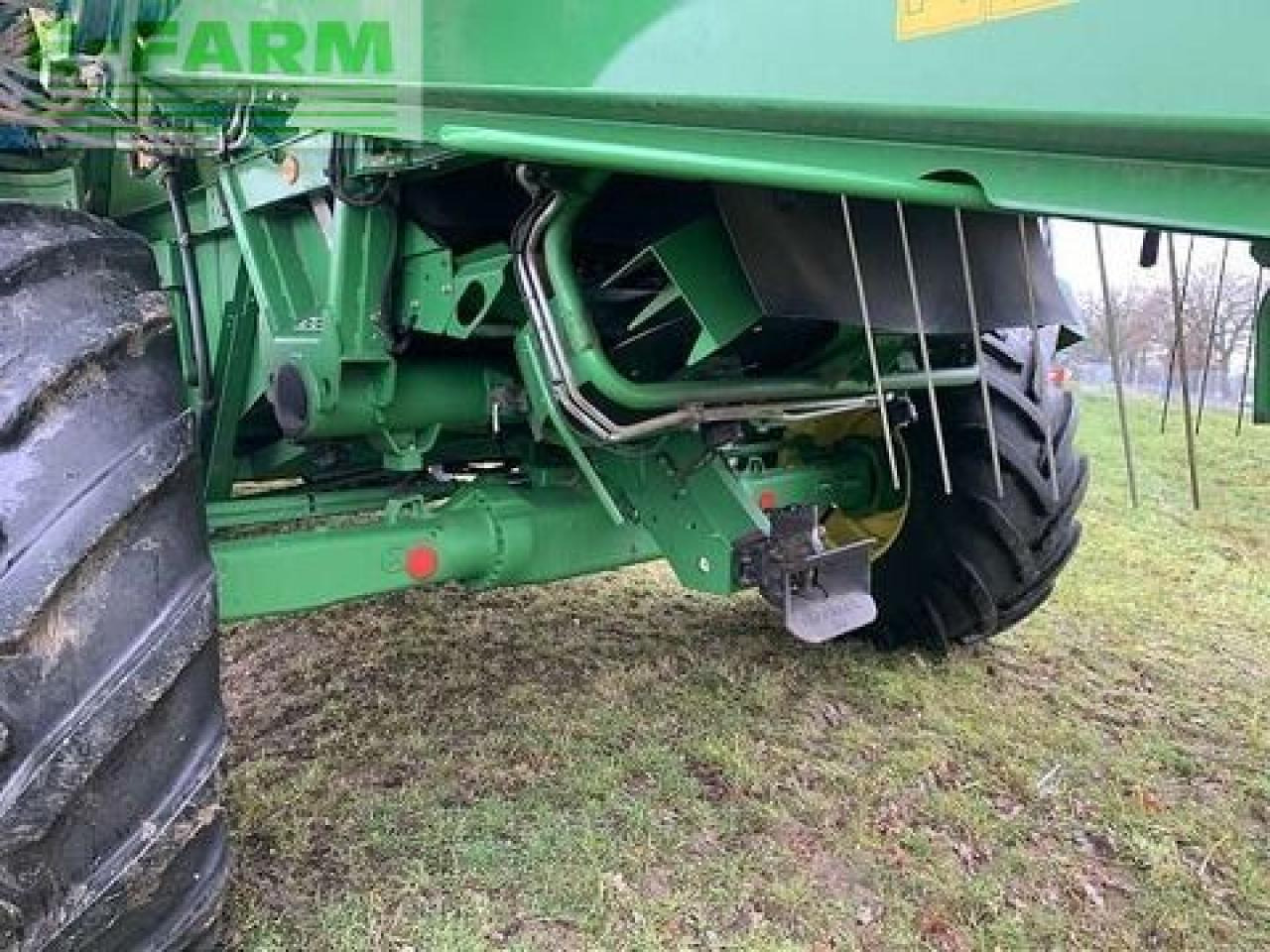 John Deere w660 - Leikkuupuimuri: kuva John Deere w660 - Leikkuupuimuri John Deere w660 - Leikkuupuimuri: kuva John Deere w660 - Leikkuupuimuri