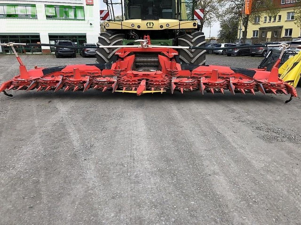 Kemper 375+ für krone bigx, my2020, eine saison gelaufen - Lisävarusteet - silppuri: kuva Kemper 375+ für krone bigx, my2020, eine saison gelaufen - Lisävarusteet - silppuri Kemper 375+ für krone bigx, my2020, eine saison gelaufen - Lisävarusteet - silppuri: kuva Kemper 375+ für krone bigx, my2020, eine saison gelaufen - Lisävarusteet - silppuri