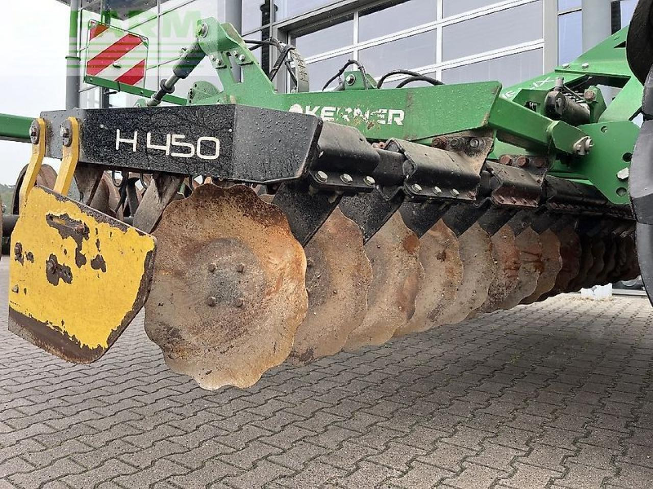 Kerner helix 450 - Lautasäes: kuva Kerner helix 450 - Lautasäes Kerner helix 450 - Lautasäes: kuva Kerner helix 450 - Lautasäes