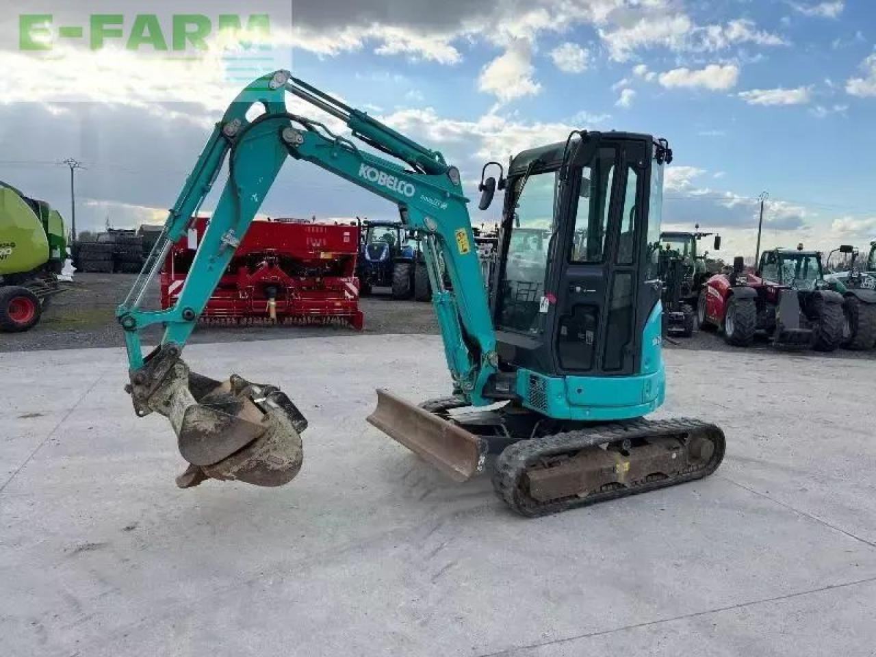 Kobelco sk 25 sr-6e - Minikuormaaja: kuva Kobelco sk 25 sr-6e - Minikuormaaja Kobelco sk 25 sr-6e - Minikuormaaja: kuva Kobelco sk 25 sr-6e - Minikuormaaja