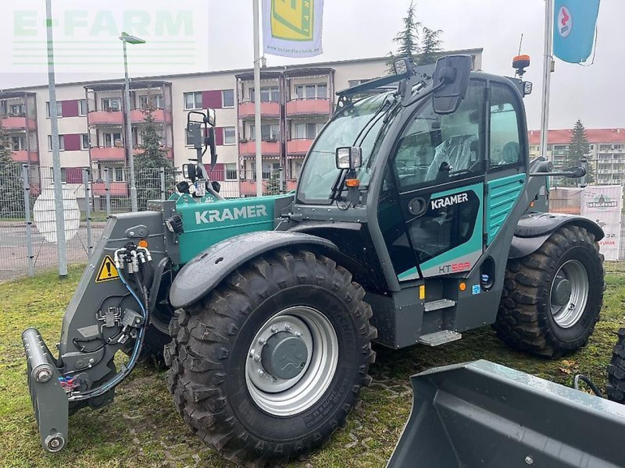 Kramer kt559-46 416-46 - Kurottaja: kuva Kramer kt559-46 416-46 - Kurottaja Kramer kt559-46 416-46 - Kurottaja: kuva Kramer kt559-46 416-46 - Kurottaja