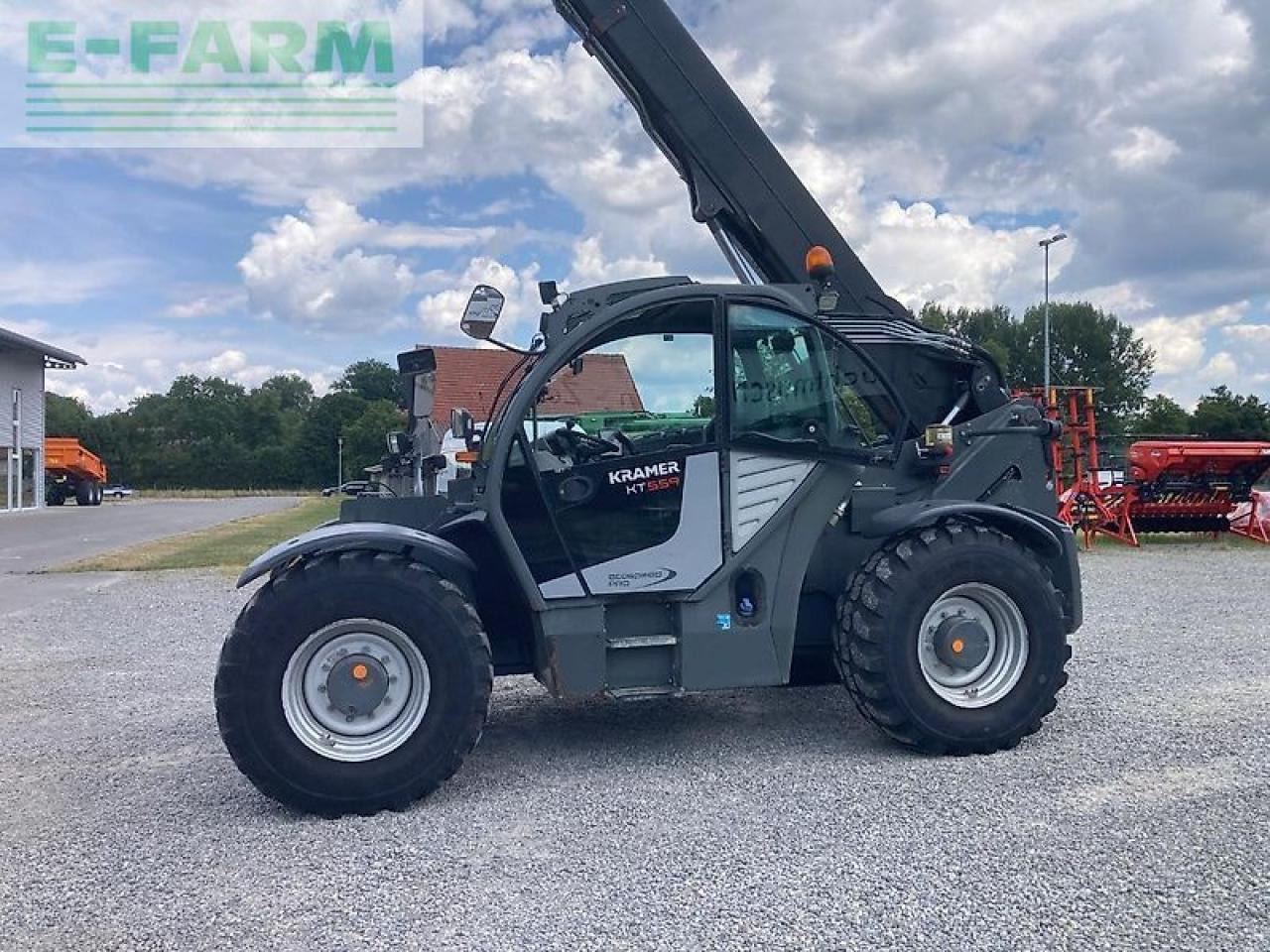 Kramer kt559 - Kurottaja: kuva Kramer kt559 - Kurottaja Kramer kt559 - Kurottaja: kuva Kramer kt559 - Kurottaja