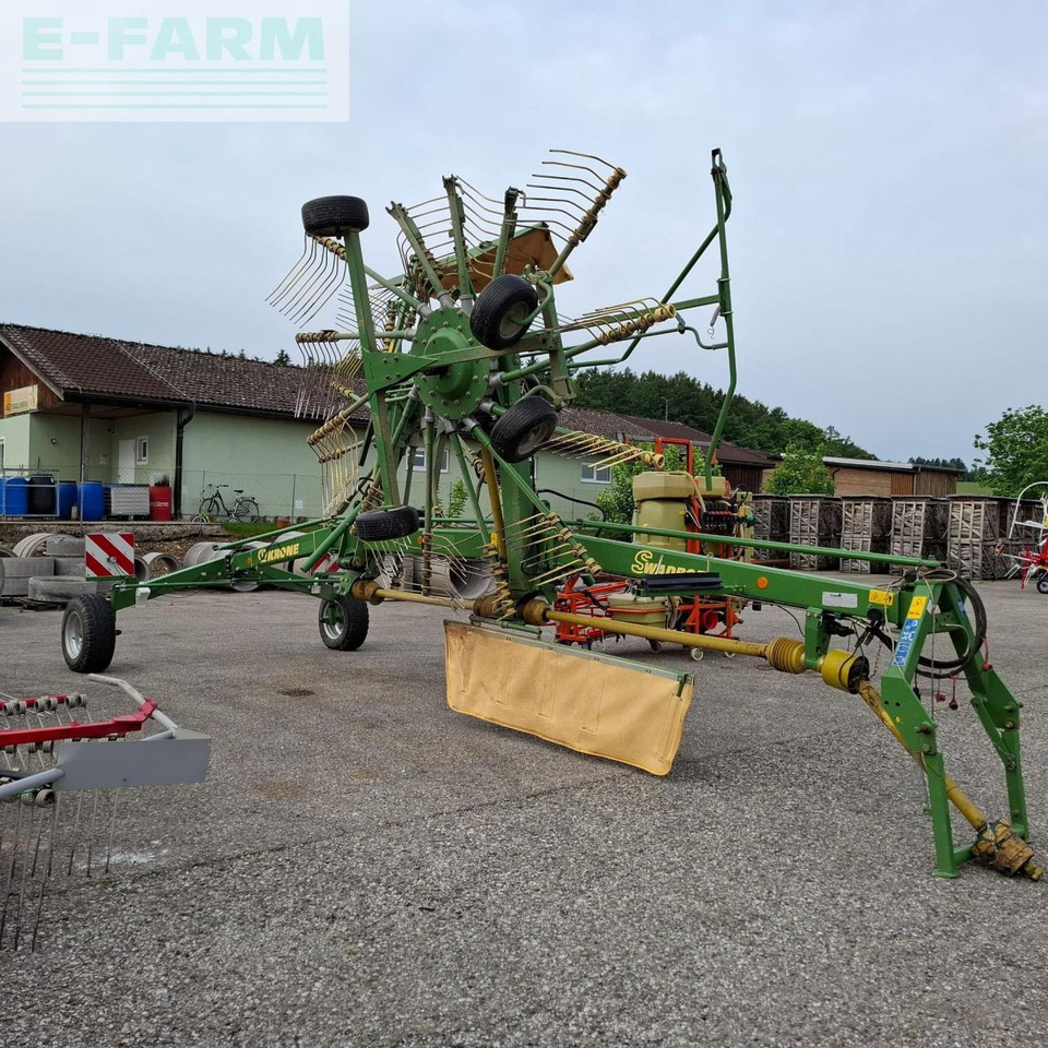 Krone Schwader - Pöyhin: kuva Krone Schwader - Pöyhin Krone Schwader - Pöyhin: kuva Krone Schwader - Pöyhin